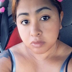 Meet your Posher, Dalila